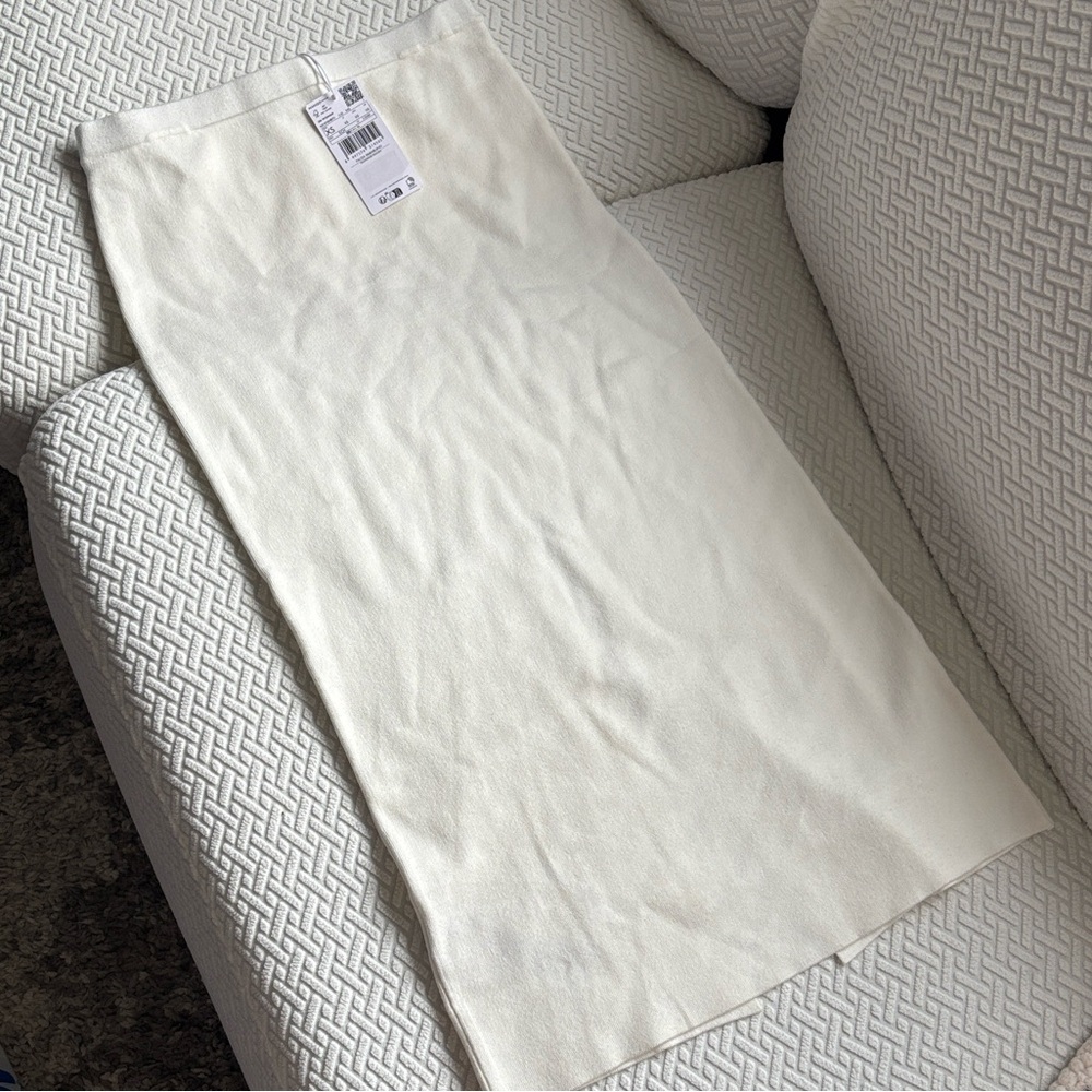 Mango Off-White Pencil Skirt, new with tags